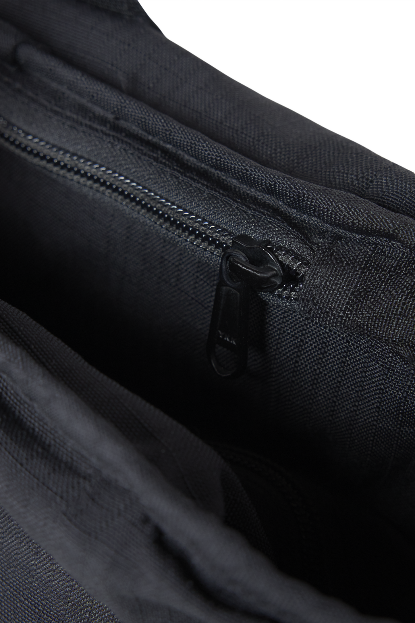 3LA002: Utility Tote Bag